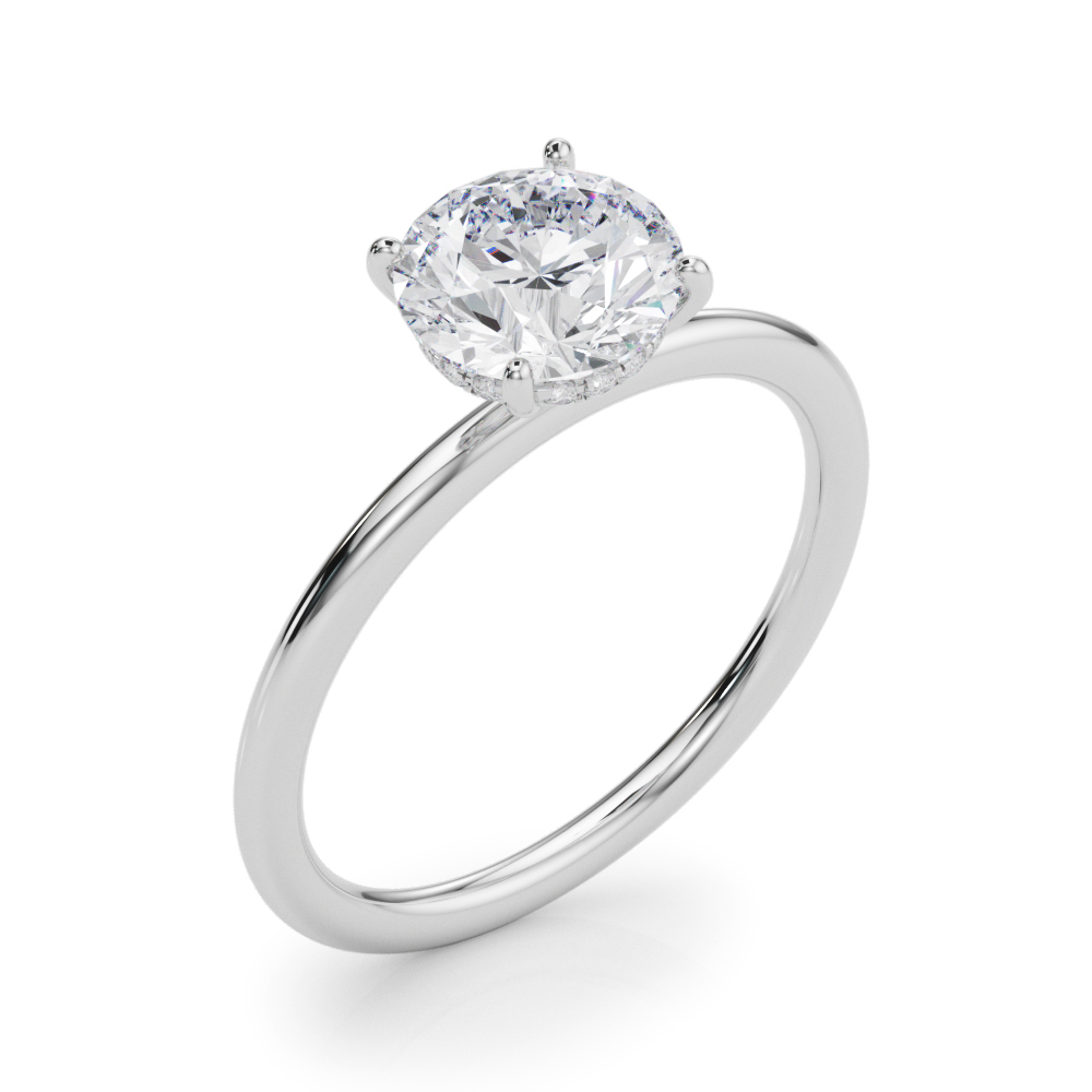 ENGAGEMENT RING ROUND CENTER