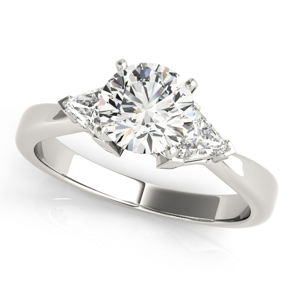 ENGAGEMENT RINGS 3 STONE TRILLION